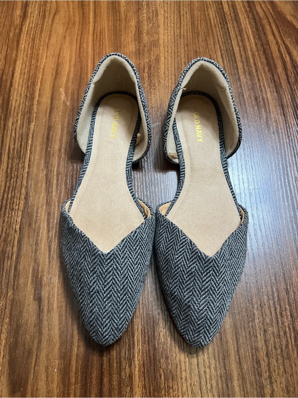 Old Navy Women's Black & Gray Herringbone Pointed D'Orsay Flats